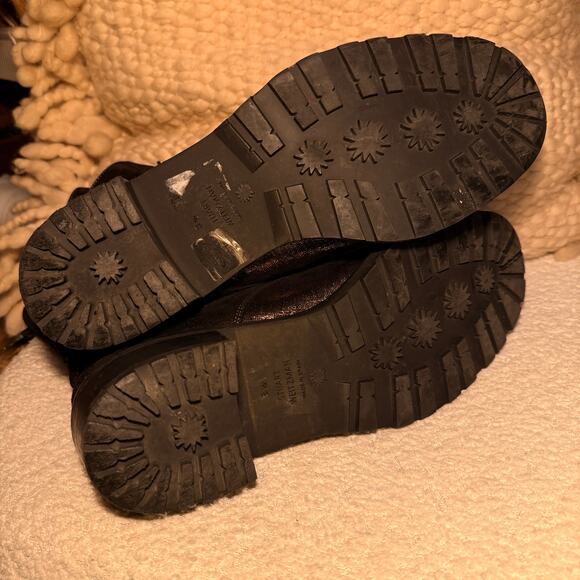 Stuart Weitzman Allie Pearl Combat Boots Metallic Suede Lug Sole 8.5B EU 39 - Picture 9 of 9